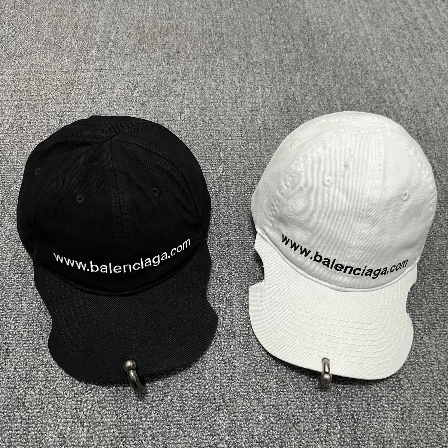 Balenciaga 棒球帽 精致搭配款