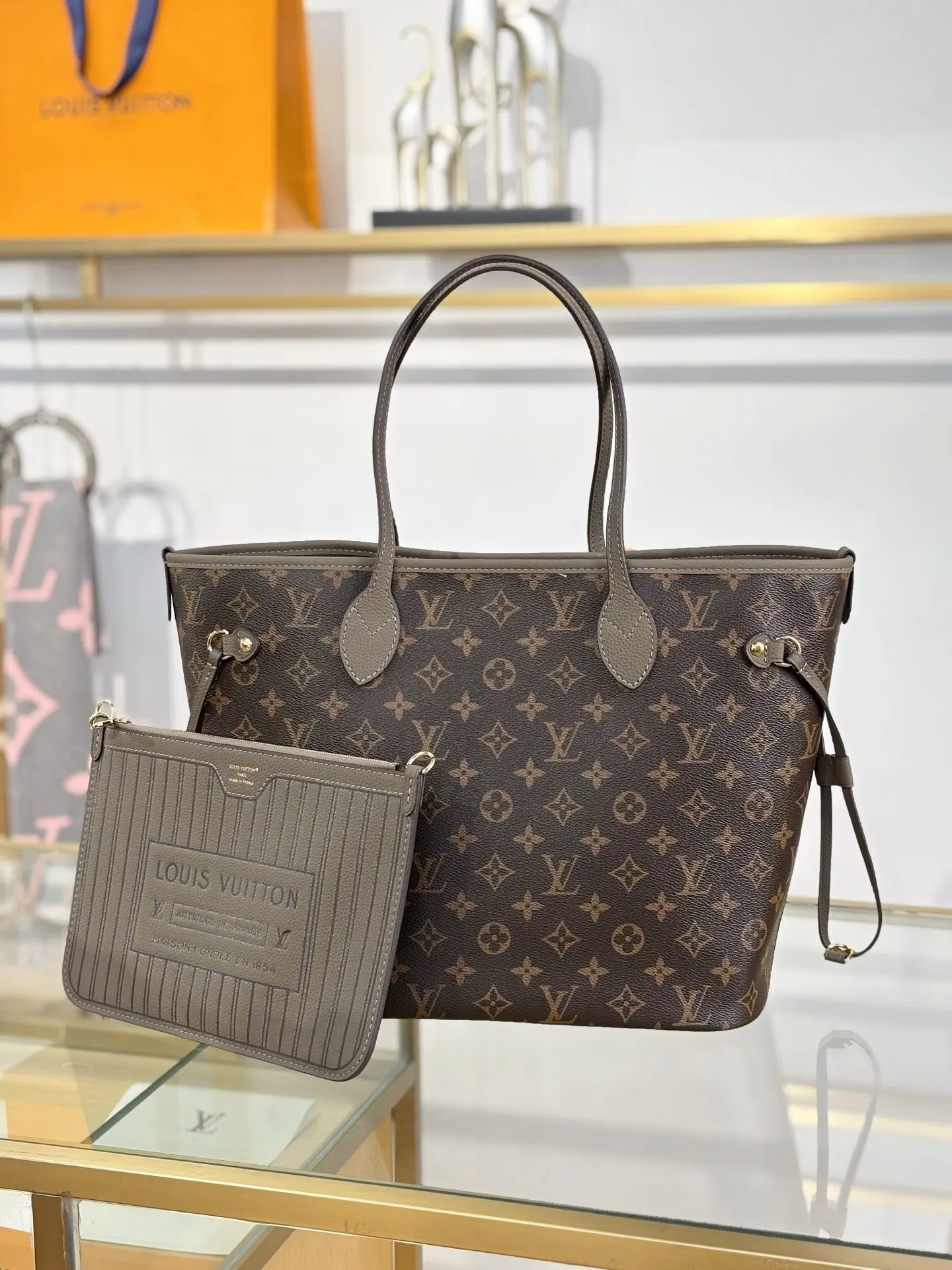 Neverfull 老花 灰色 腋下包 复古腋下背款