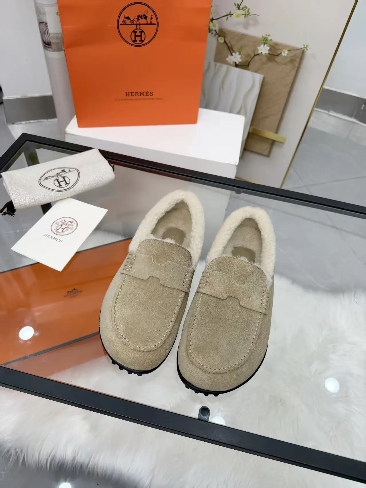 Hermes Royal 鞋履 舒適百搭款
