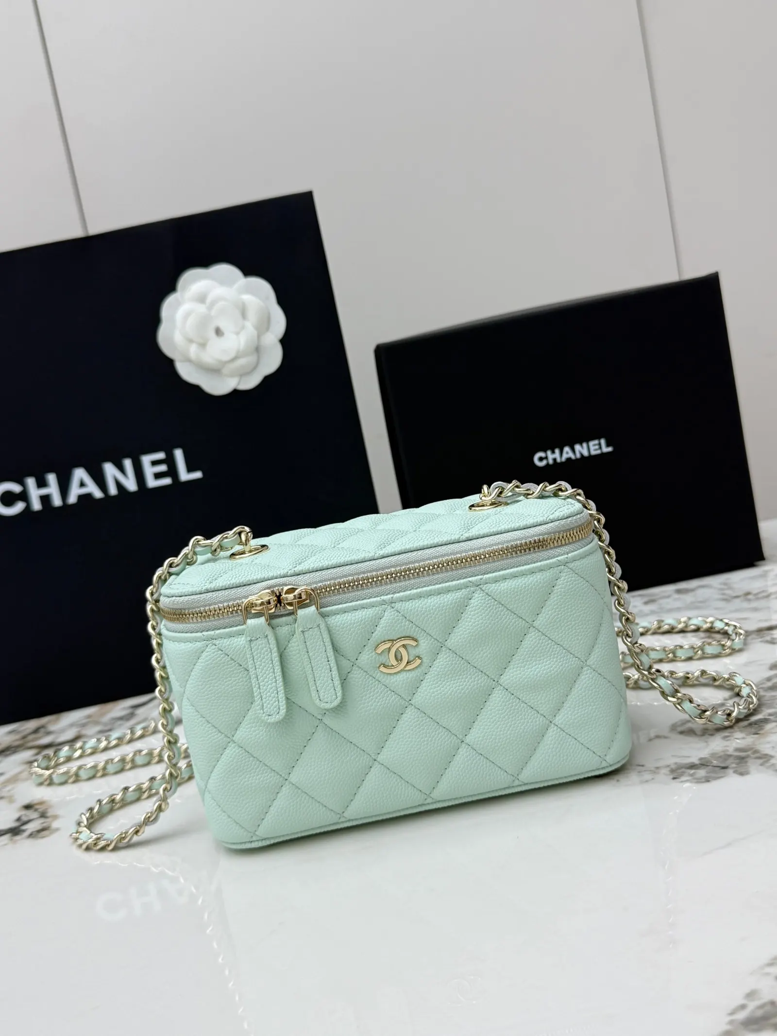 CHANEL 金色 牛皮 鏈條包 精致鏈條款