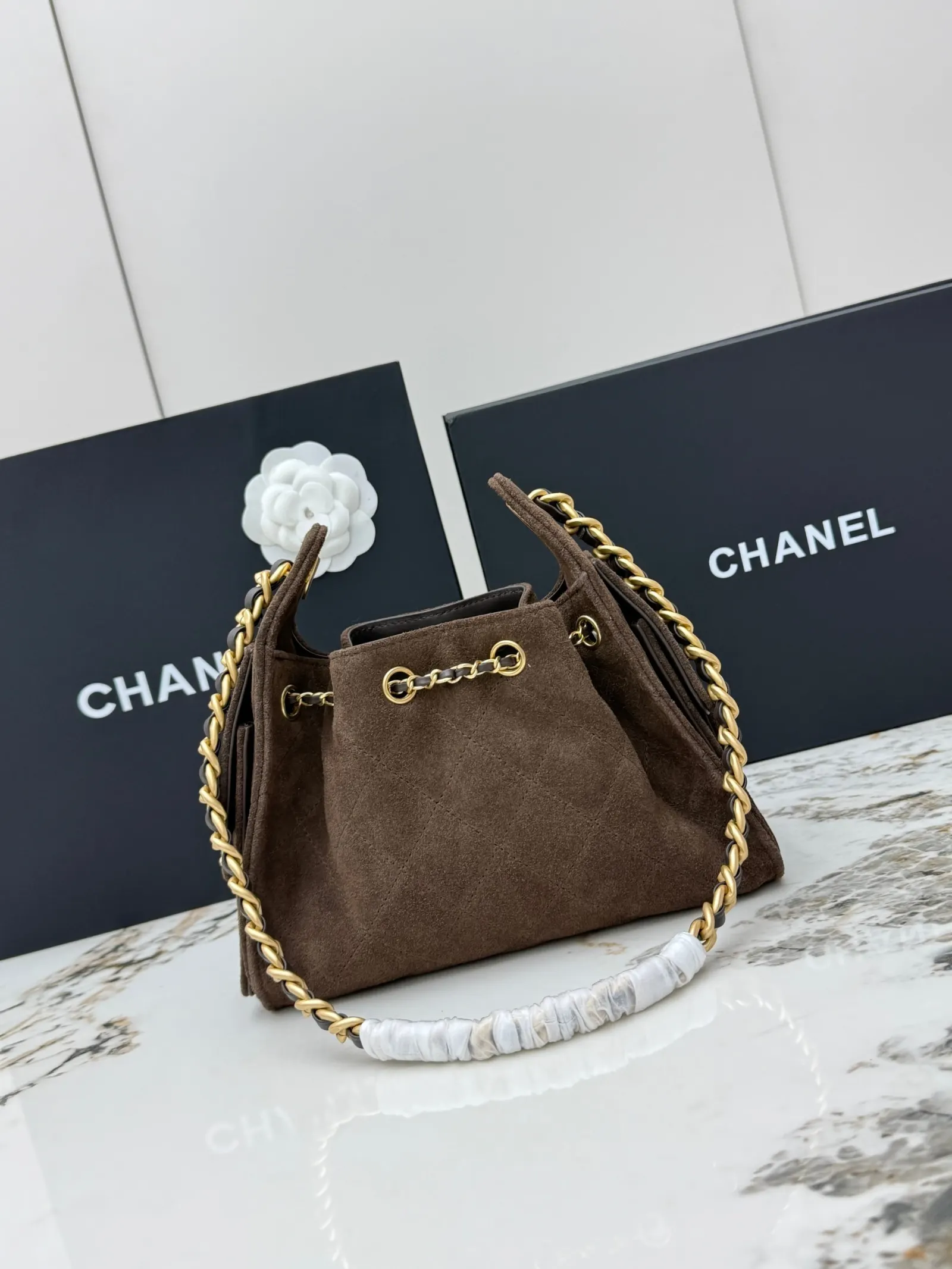 Gold Hobo Shoulder Bag Vintage Leather