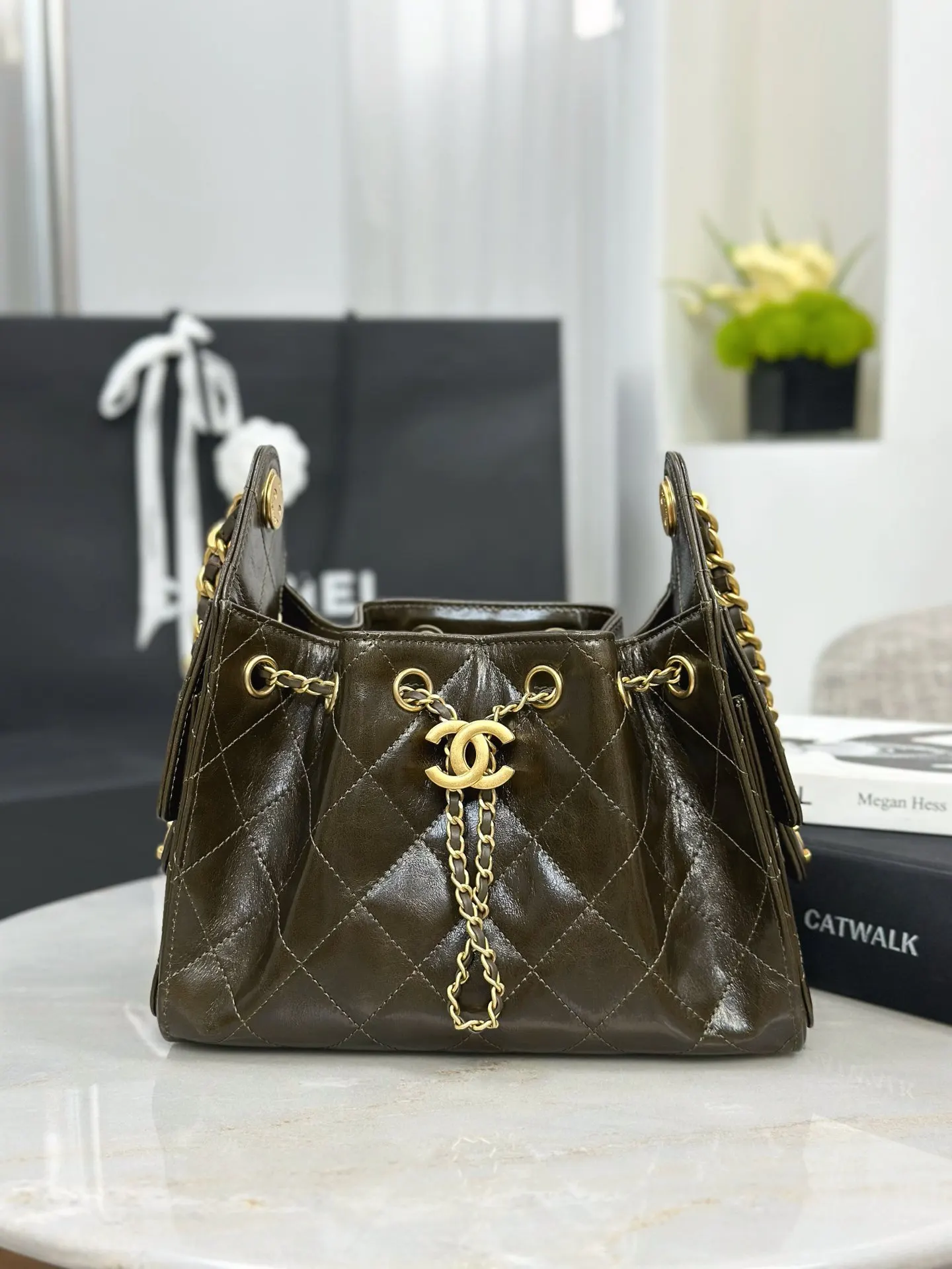 CHANEL 油蠟羊皮22 Bag鏈條包 單肩斜挎