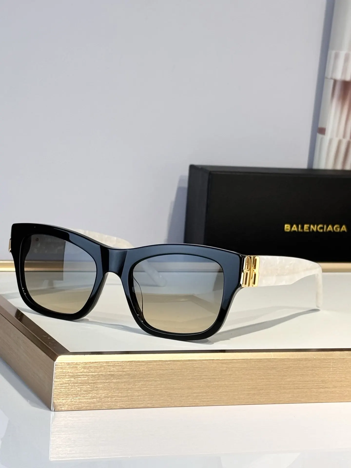 Balenciaga Fashion Item
