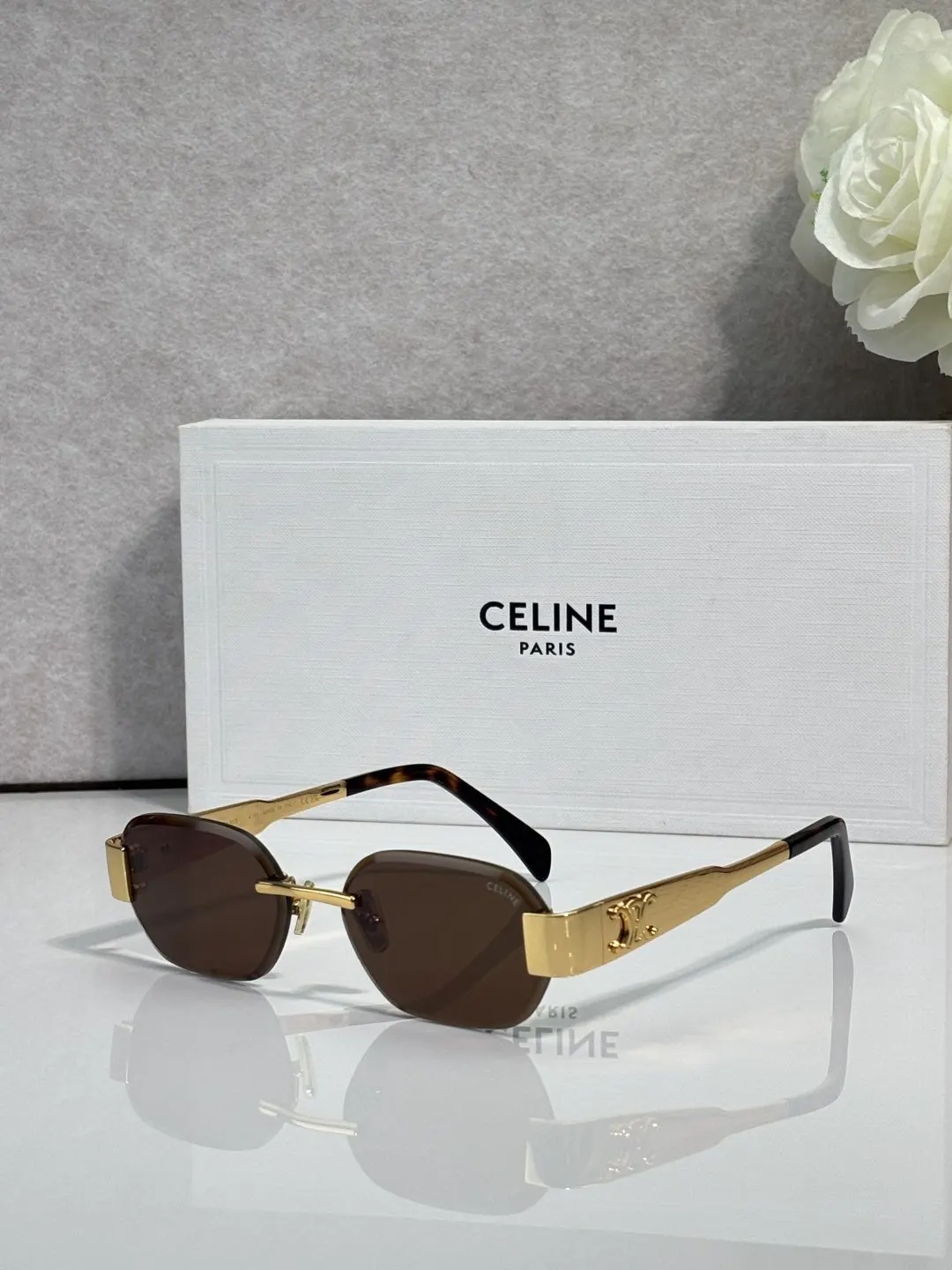 Fashion Item Fashion