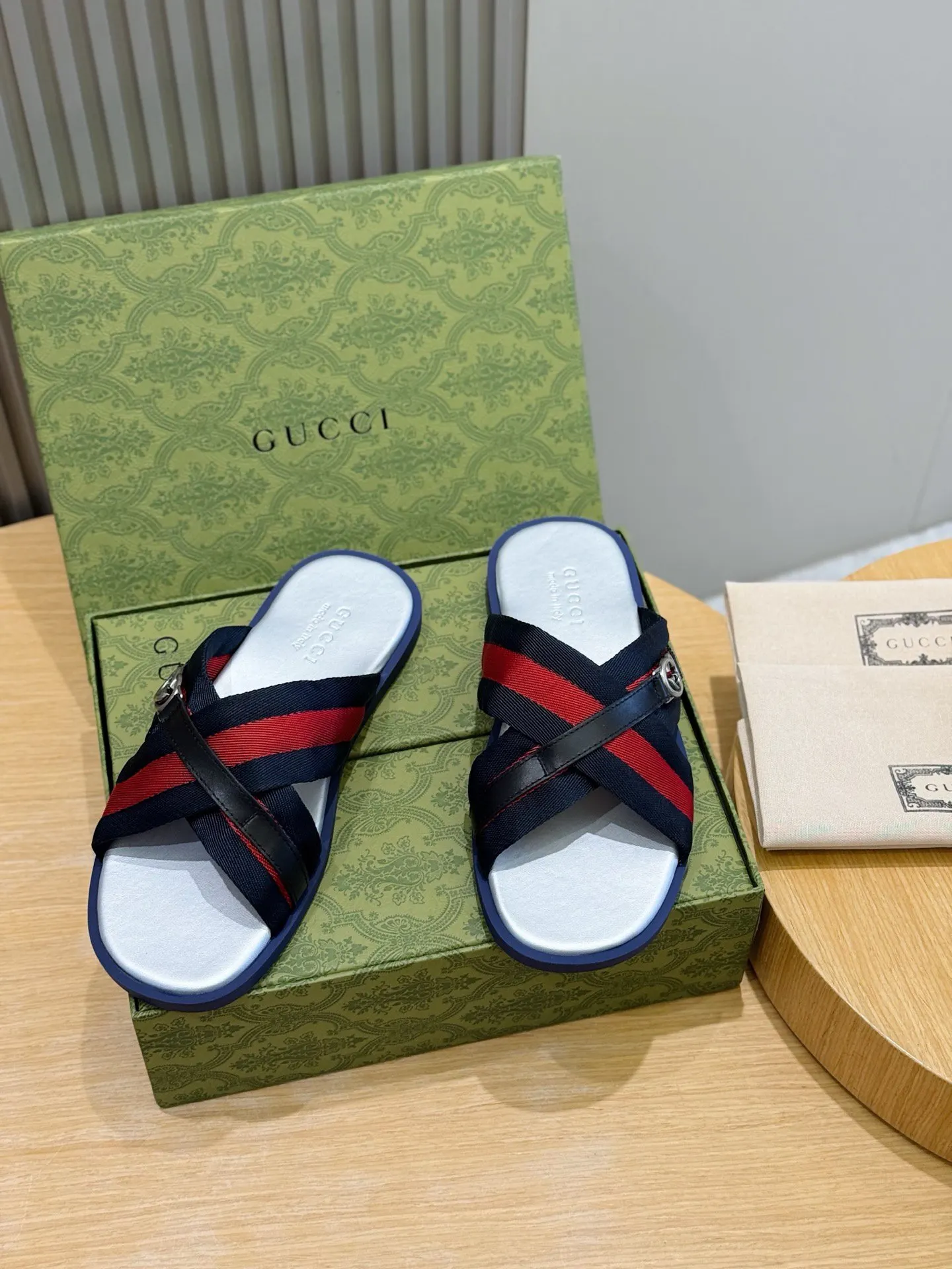 Gucci Black