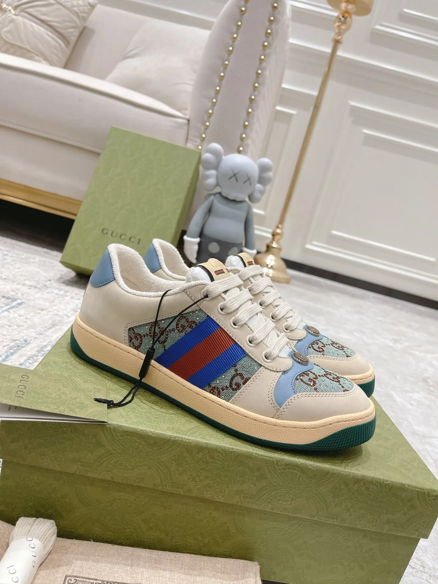 Gucci Logo casual sneakers, all-match 129