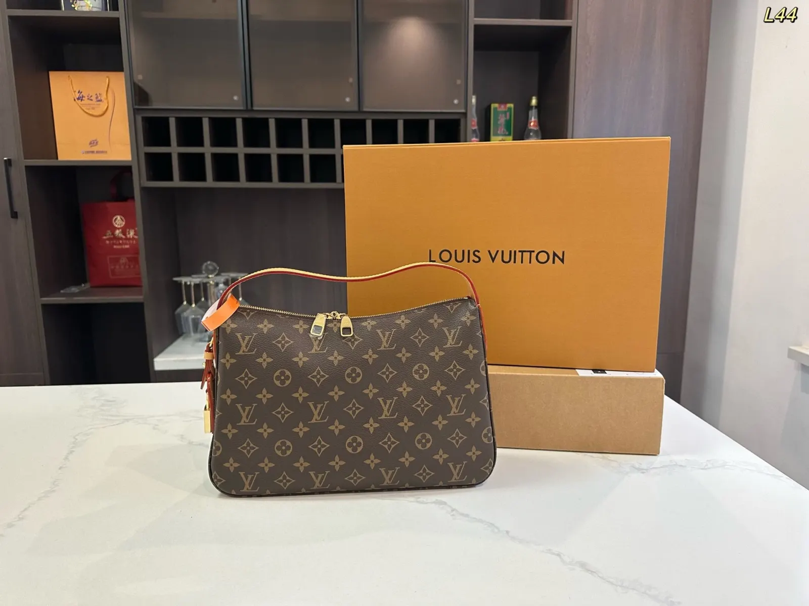 Louis Vuitton Brown Gold Hobo Shoulder Bag Vintage