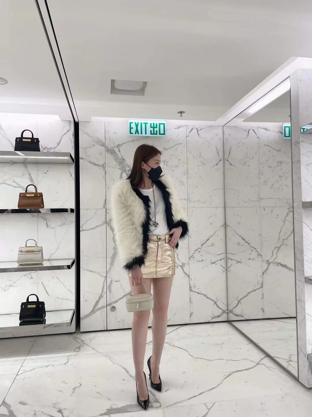 YSL 白色 系列 白色上身效果图 系列 化妝包 便携收納款