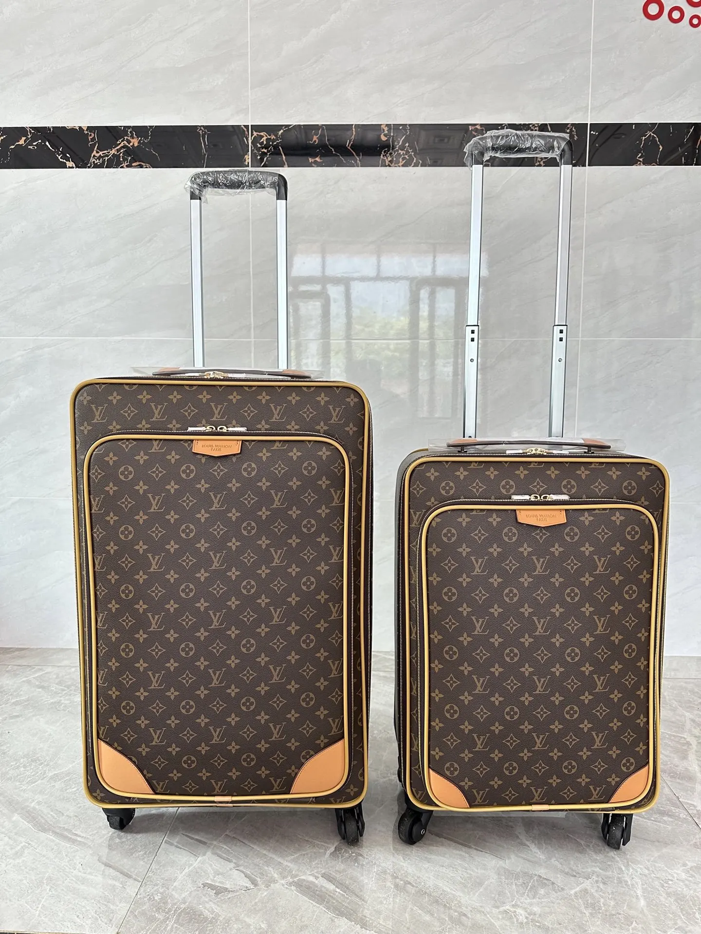 数量不多 赶紧抢购 勾引 产品抢先上市 实 行李箱 旅行拉杆款 轻便出行款