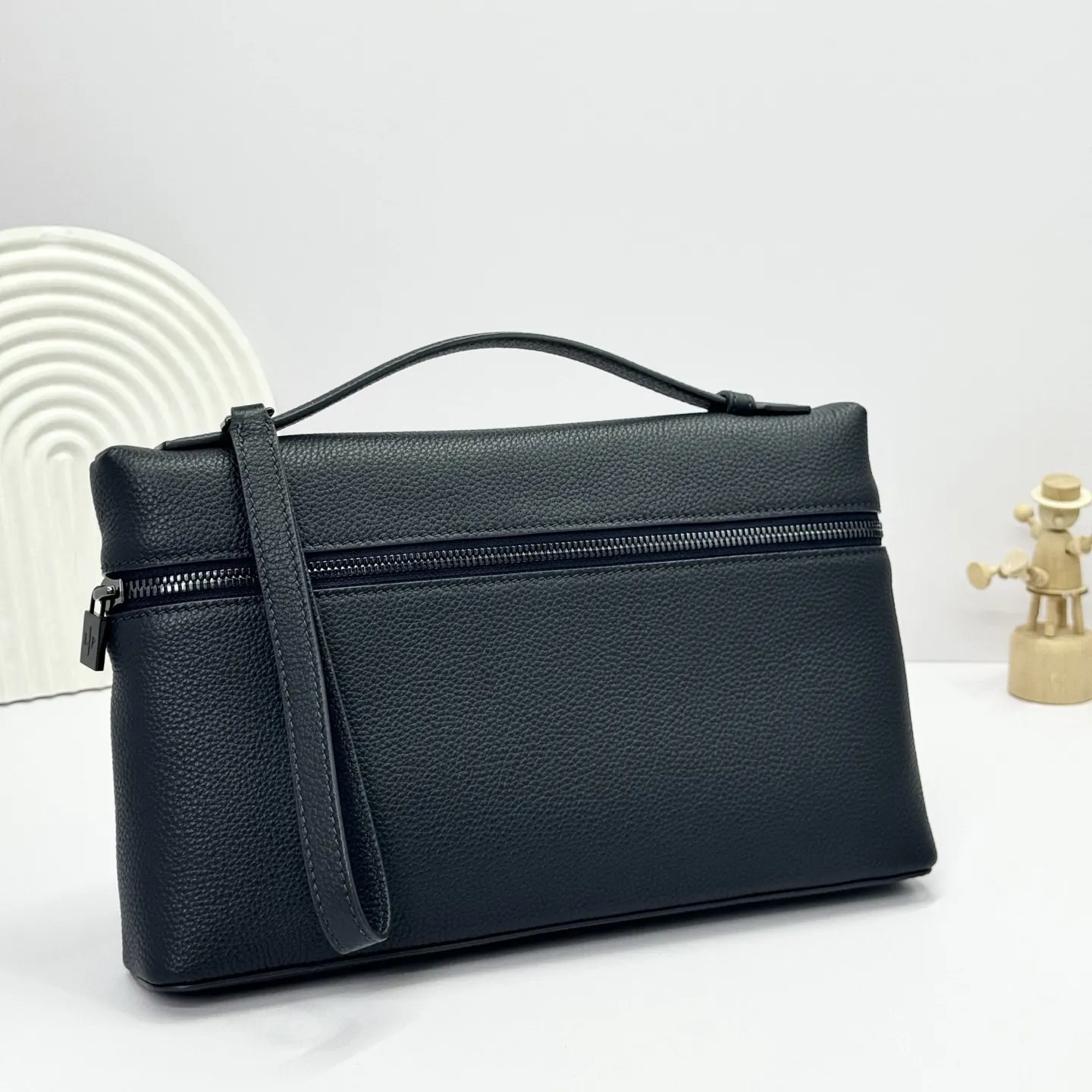 牛皮 Loro piana 诺悠翩雅 Extra 手拿包 精致手拿款