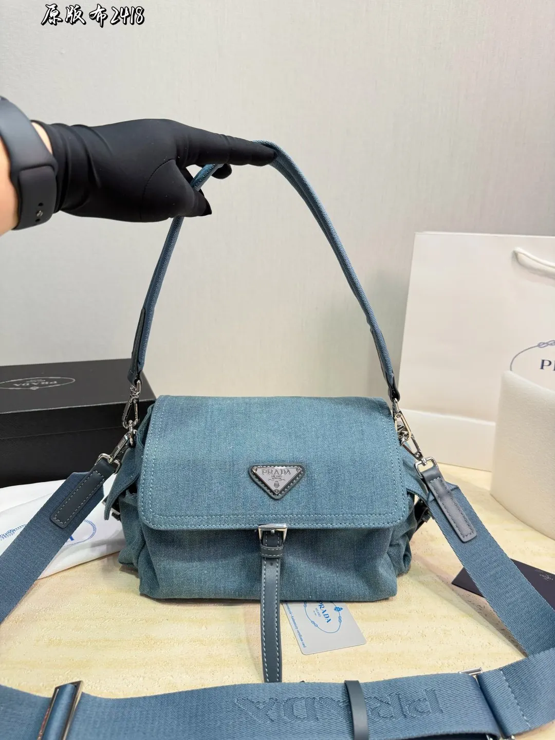 Prada 黑色 尼龍 斜背包 輕便斜挎款