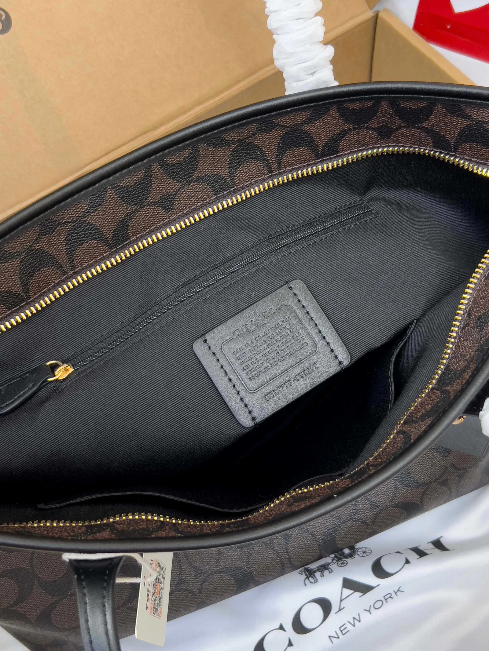 Shoulder Bag Classic