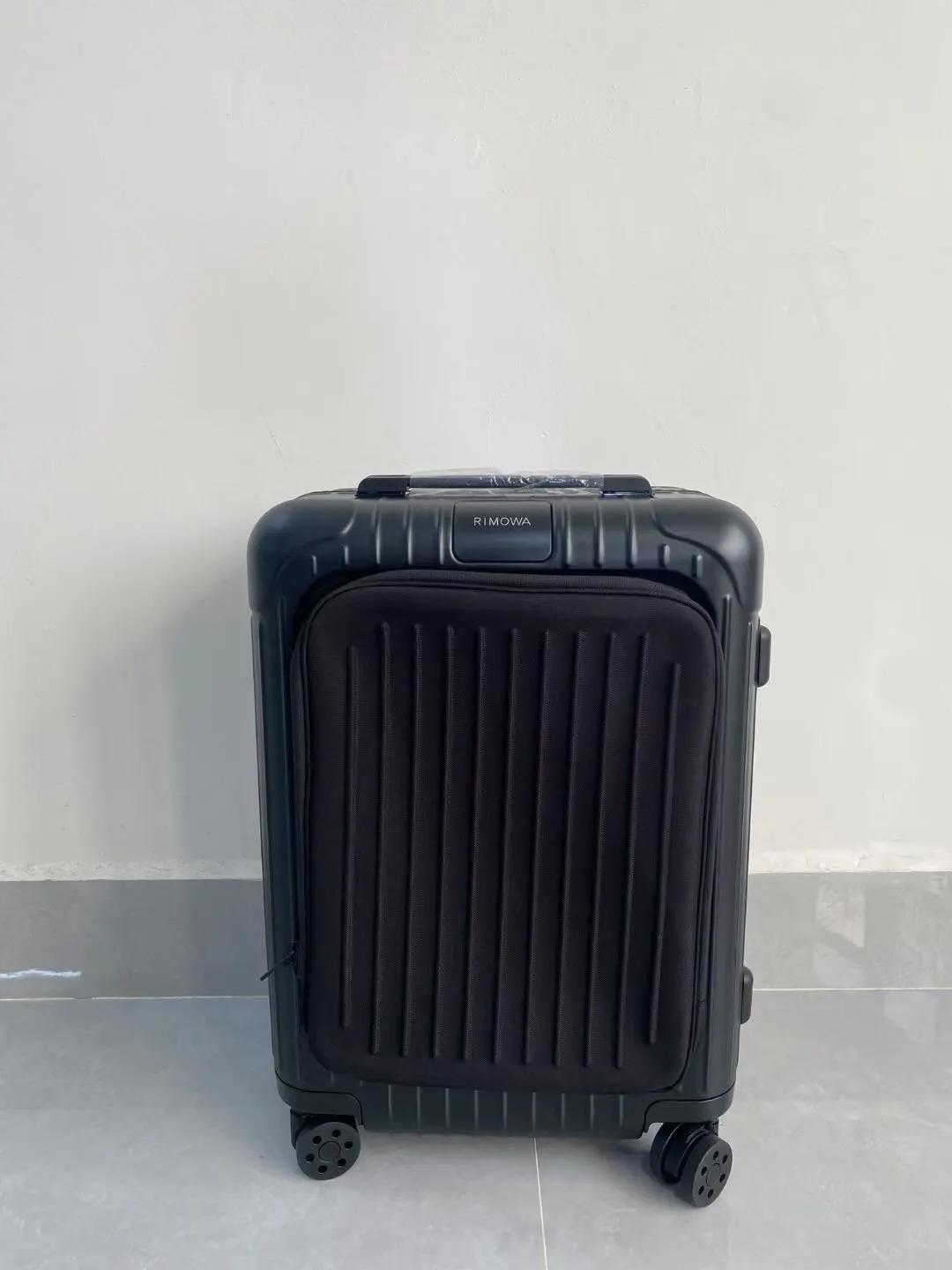 Carry-On Suitcase Travel Lightweight