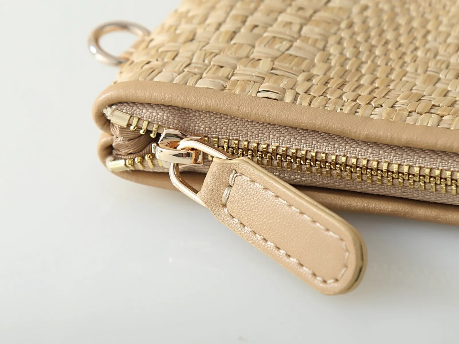 Beige Gold Hobo Shoulder Bag Vintage Image 9 Beige Gold Hobo Shoulder Bag Vintage Image 9