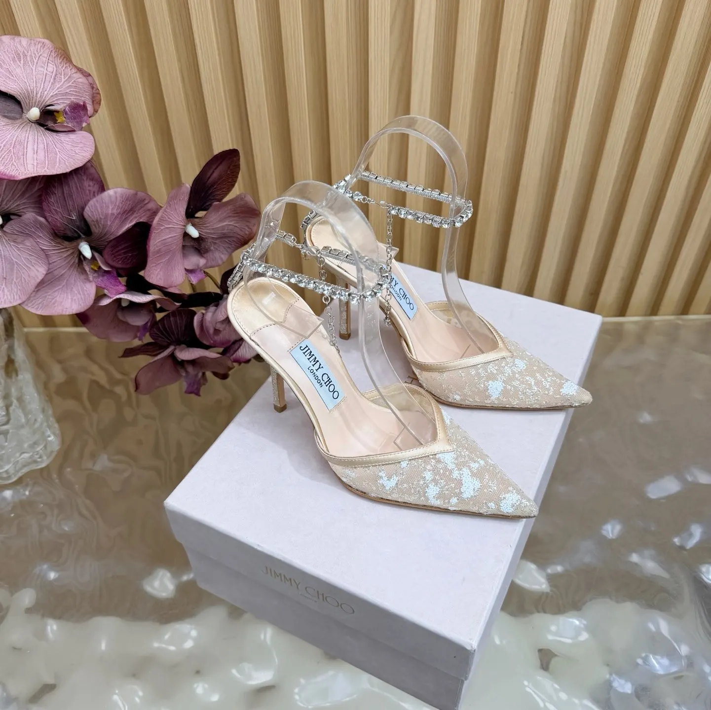 Jimmy Choo 运动鞋 休闲百搭款 款07
