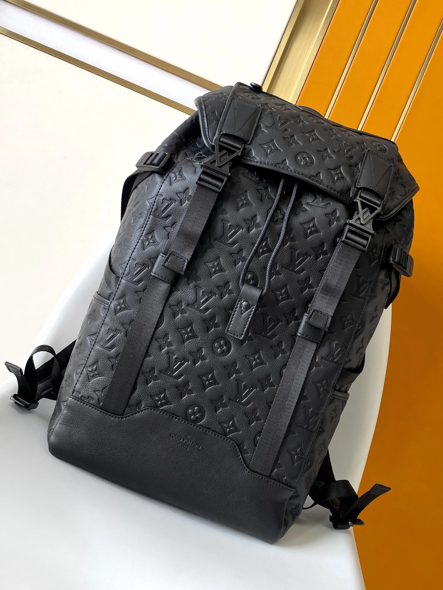LV 帆布 雙肩包 实用雙肩款