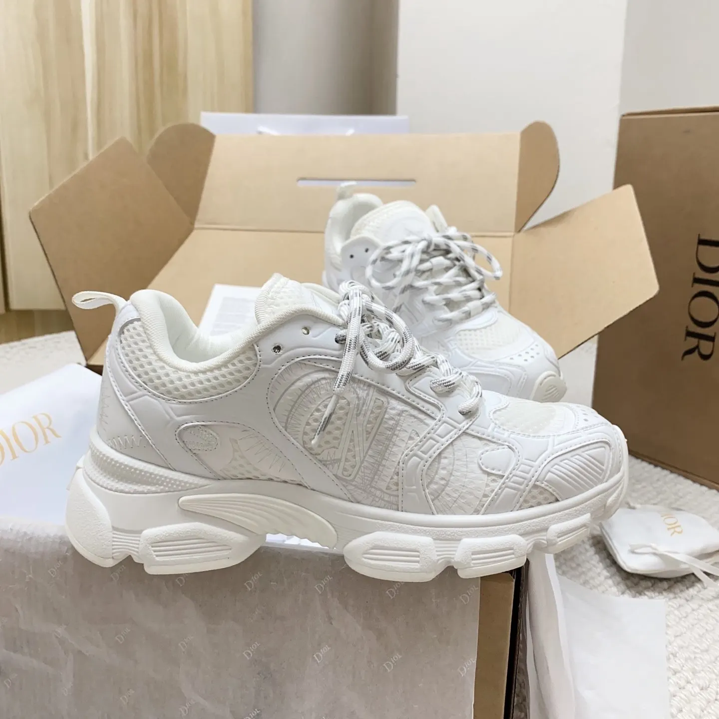Dior 鞋履 舒適百搭款