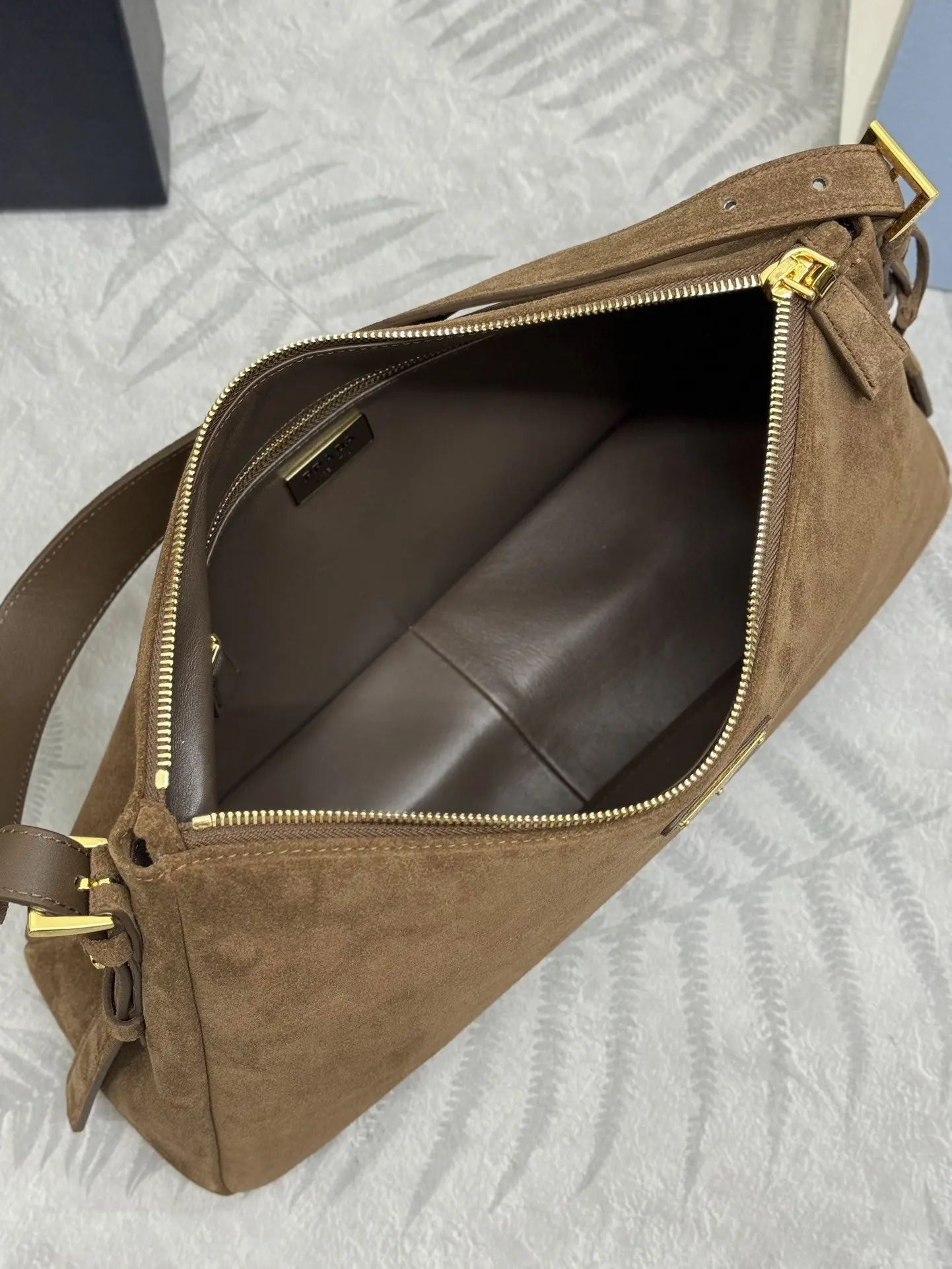 Hobo Shoulder Bag Vintage Image 9 Hobo Shoulder Bag Vintage Image 9