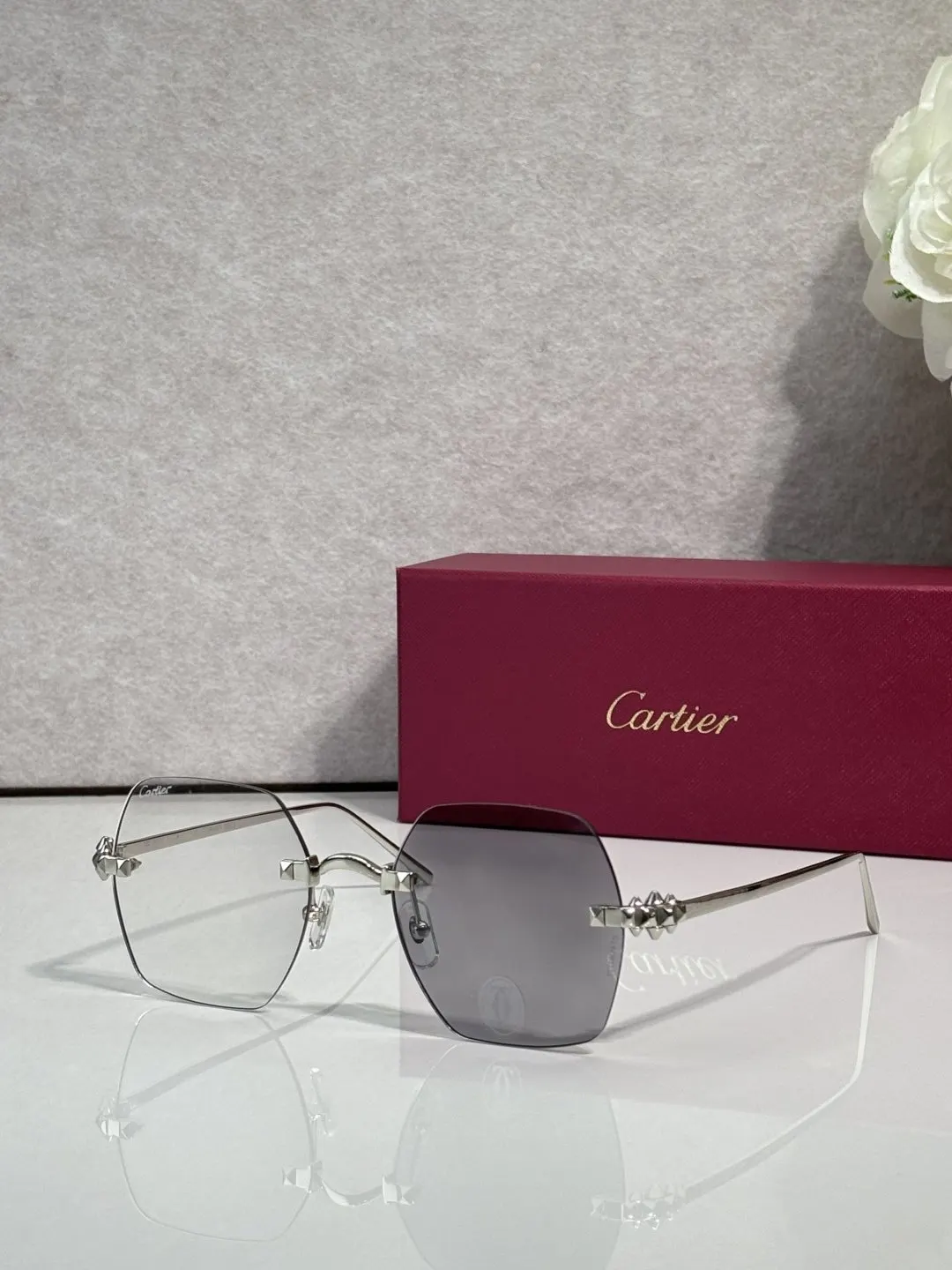 Cartier 墨镜 时尚防晒款 款14