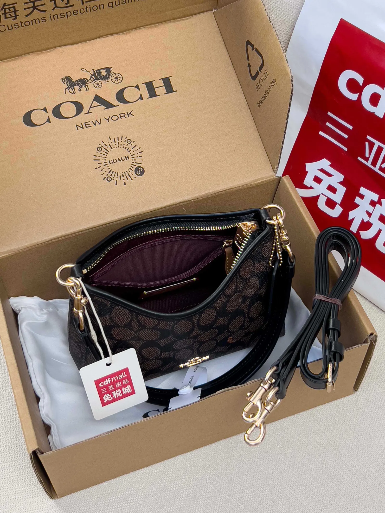 Coach 老花 牛皮 图片 Mini 迷你流浪包 单 斜背包 輕便斜挎款