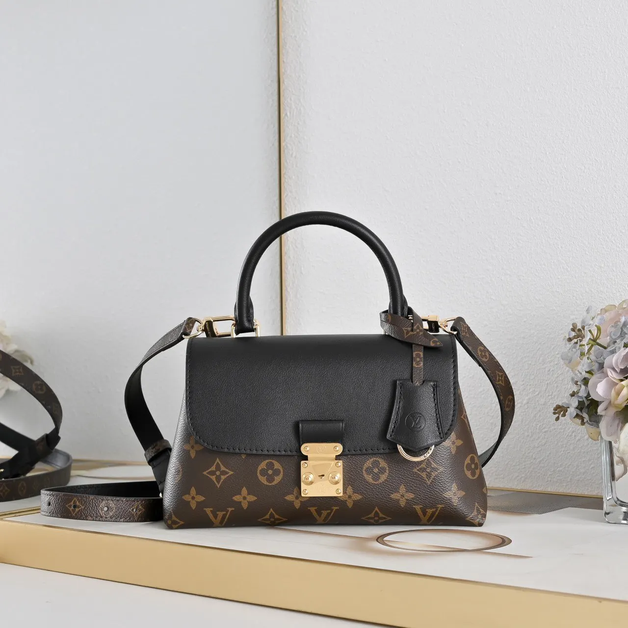 LV black brown color scheme handbag