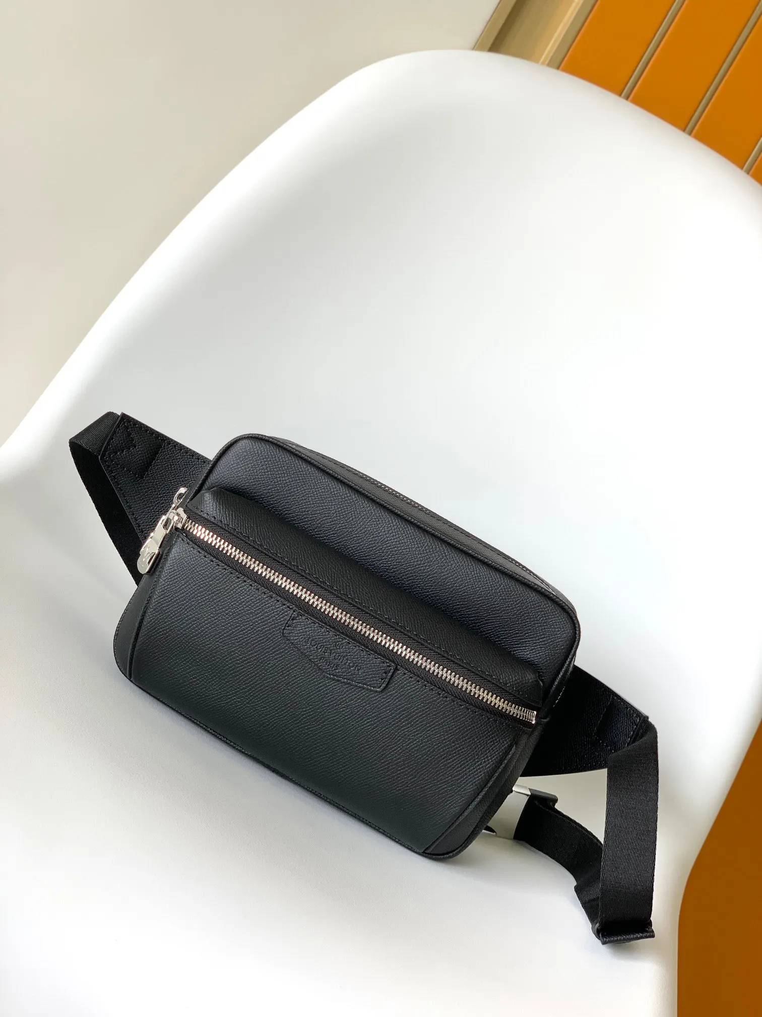 Silver Belt Bag Casual Leather