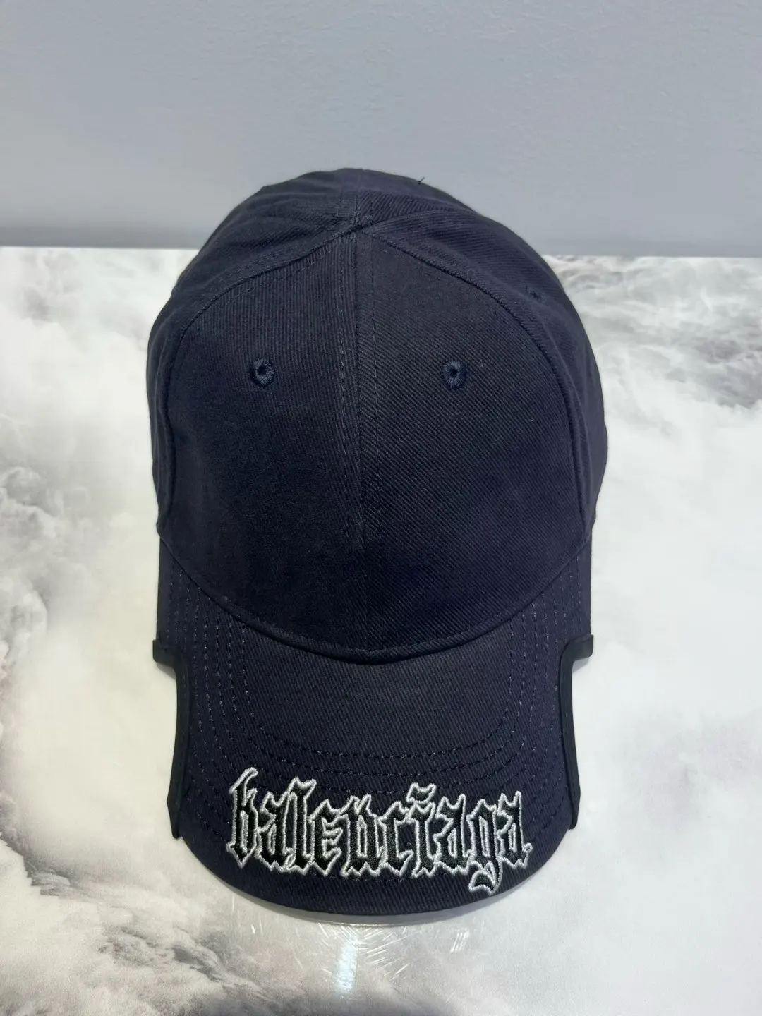 Balenciaga Logo 棒球帽 精致搭配款