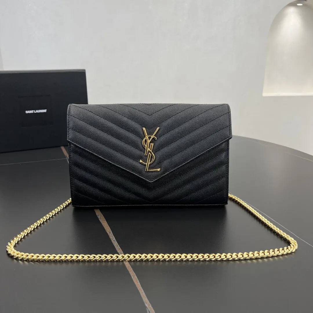 Chain Bag Leather
