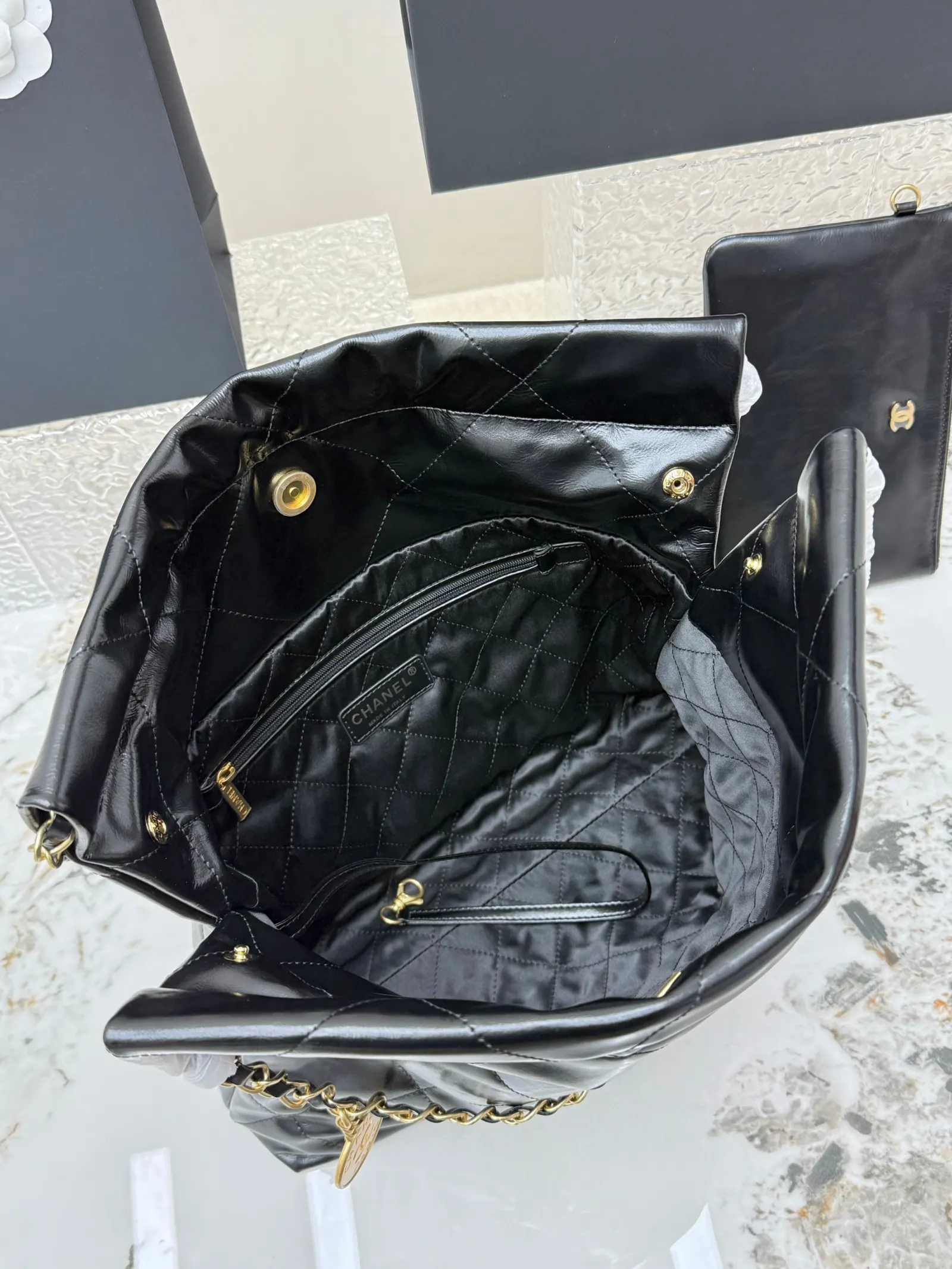 Chain Bag Leather