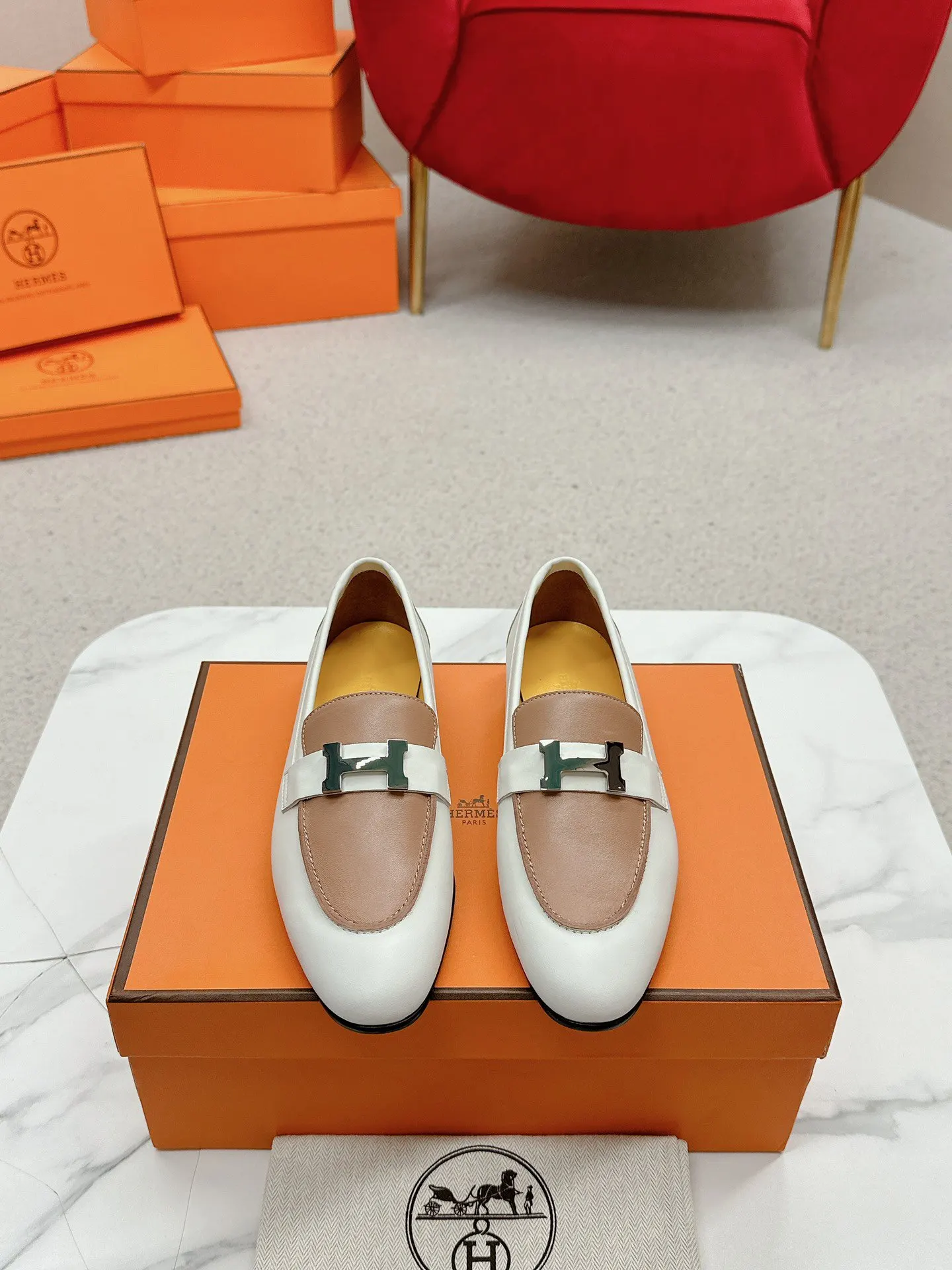 Hermes Royal 拼色 鞋履 舒適百搭款