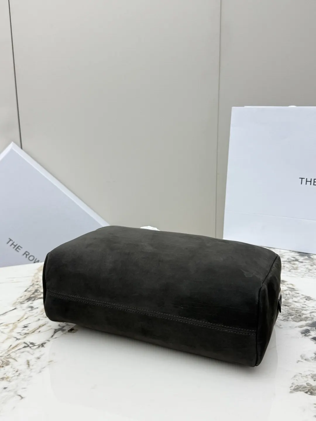 牛皮 玫瑰 TR胎绒皮 THE ROW Astra保 單肩包 日常單肩背款