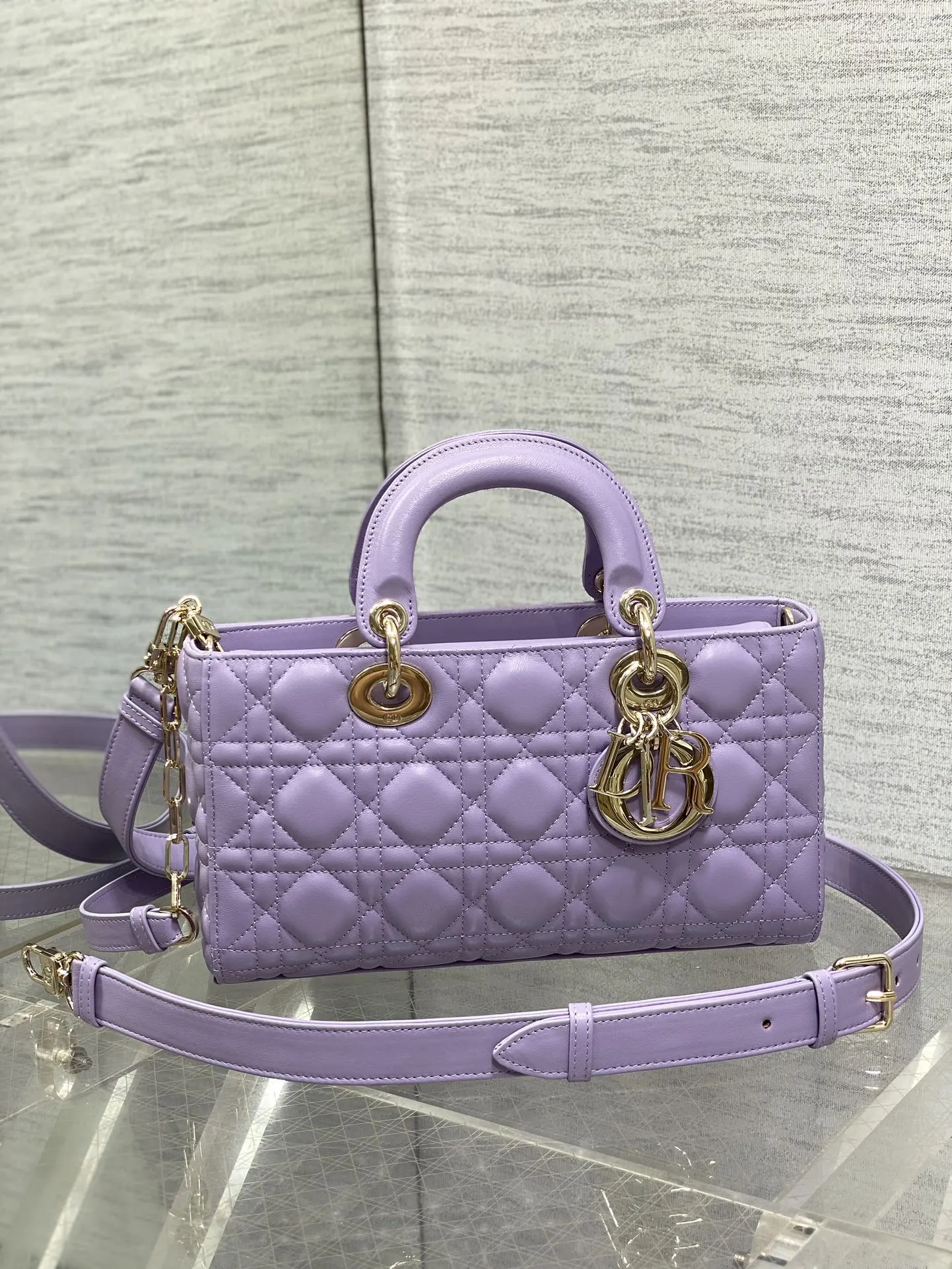 Dior 羊皮 进口 羊皮横款戴妃包梦幻紫 内里 手提包 通勤手提款
