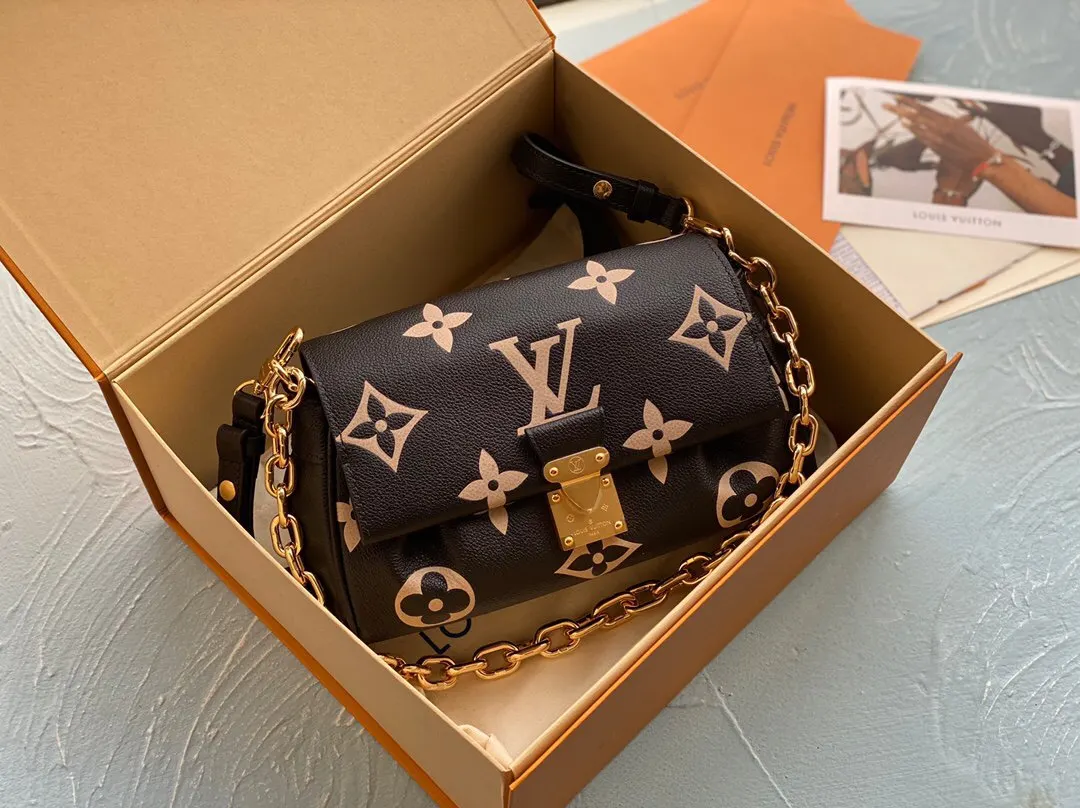 Louis Vuitton Black Chain Bag