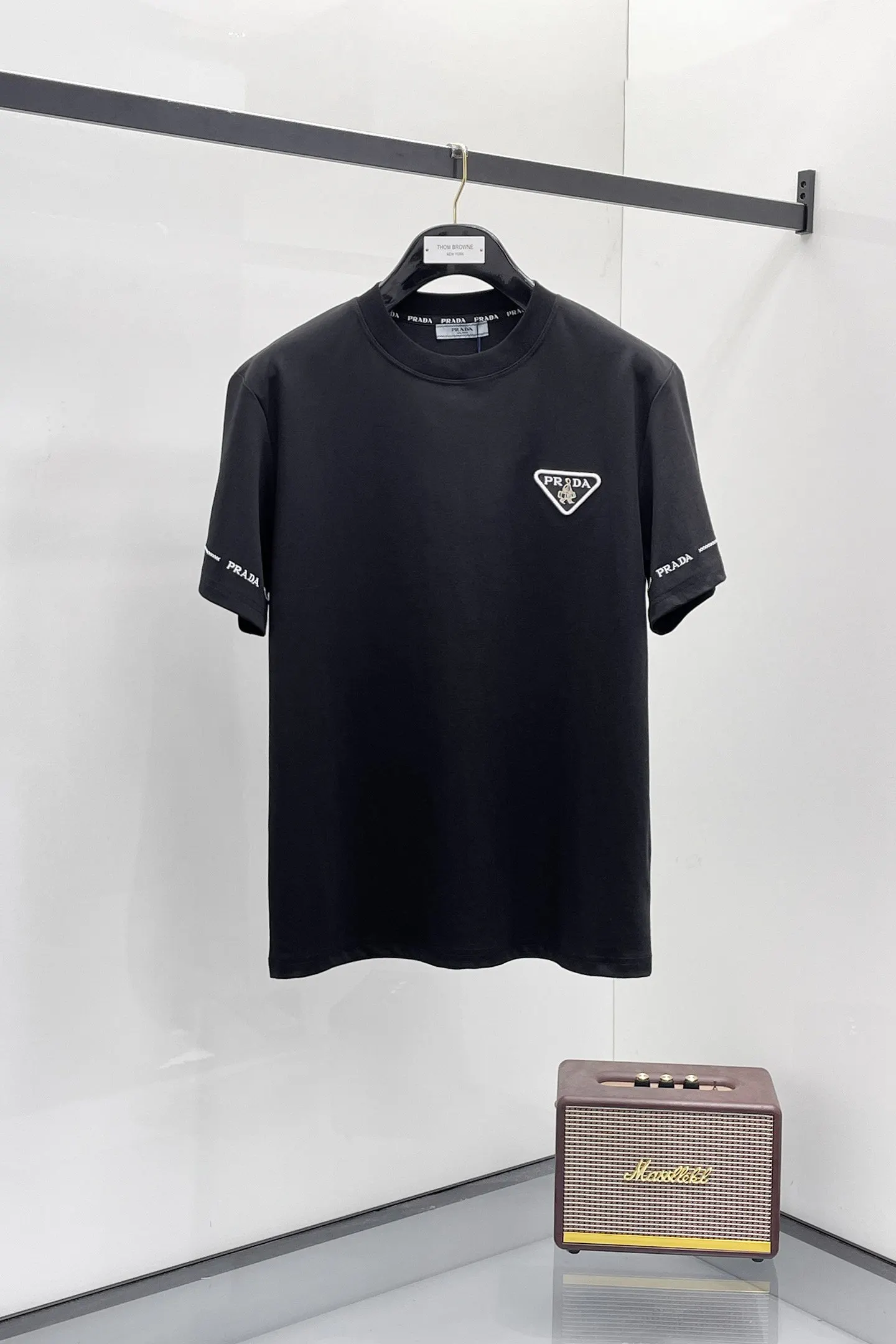 PRADA 马 贺岁 棉质 Logo 短袖T恤 休閒百搭款