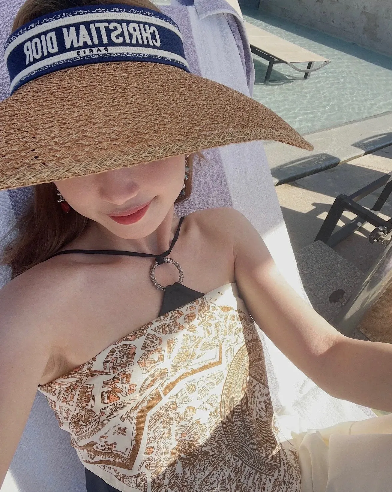 Dior 草編宽檐遮陽帽 女士度假款