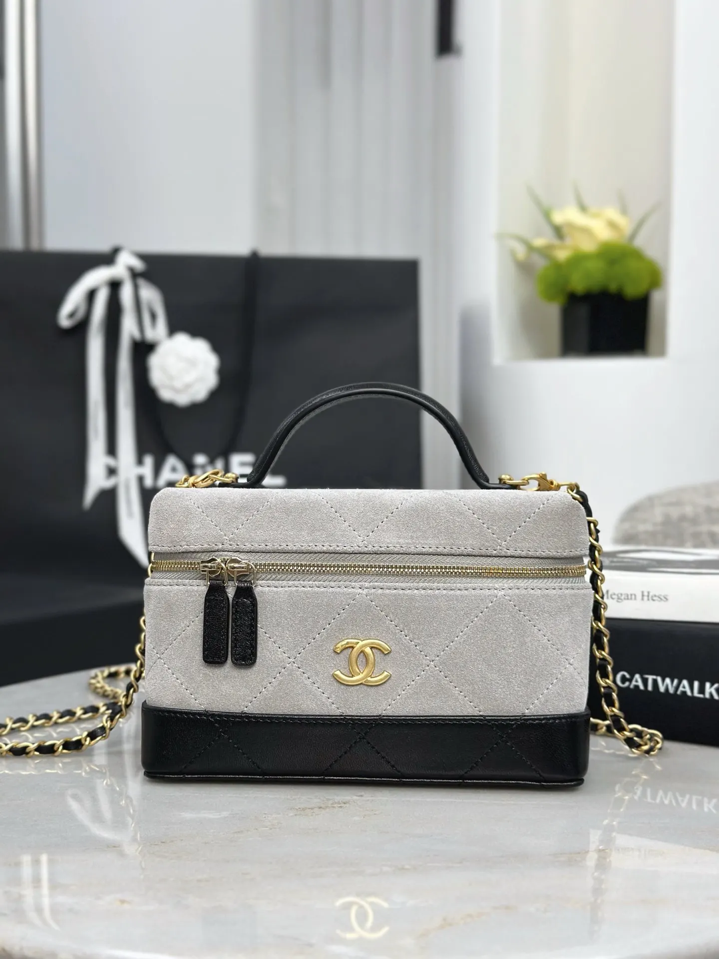CHANEL 小牛皮19 Bag鏈條包 單肩斜挎