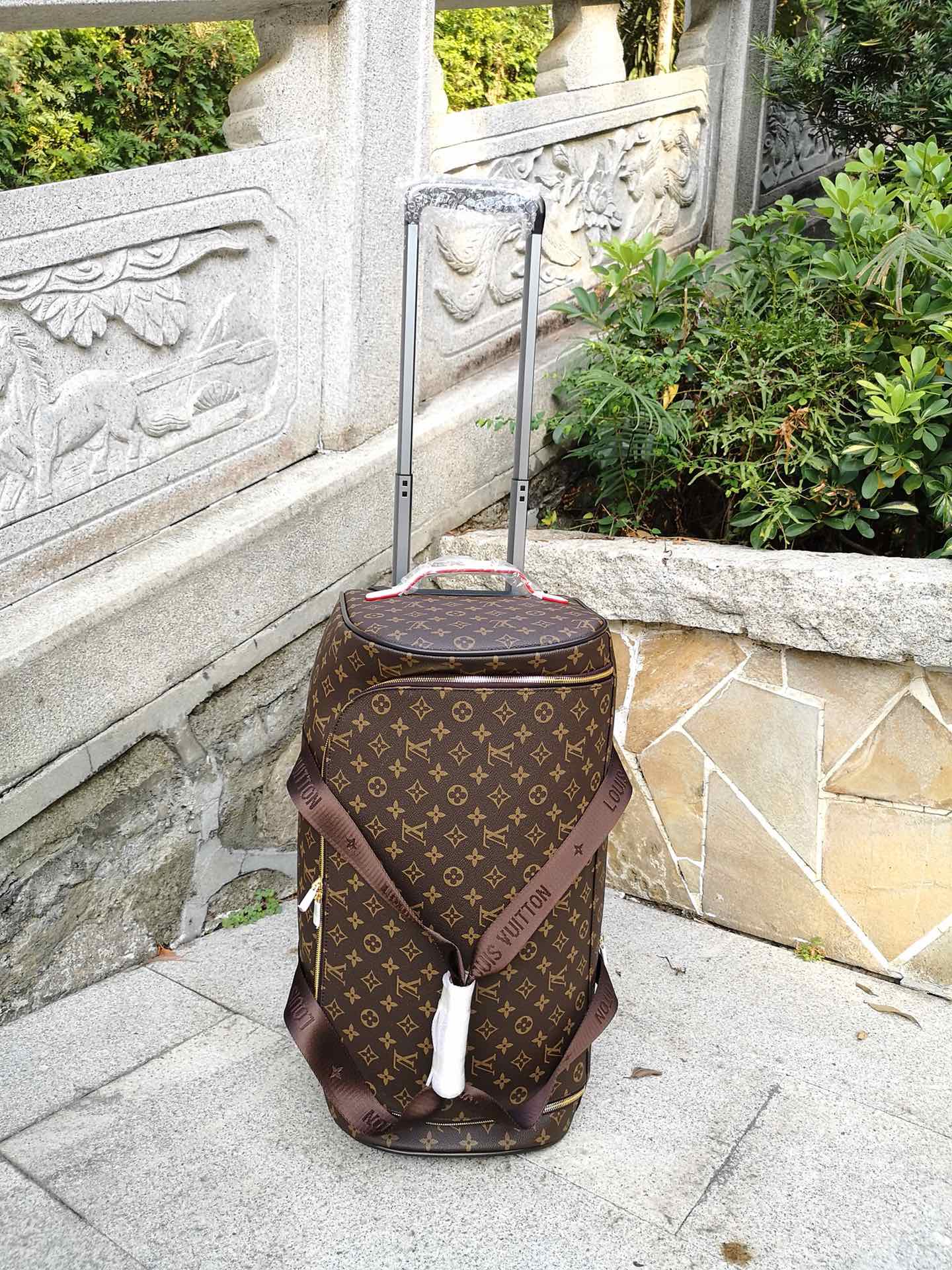 数量不多 赶紧抢购 勾引 产品抢先上市 实 行李箱 旅行拉杆款 轻便出行款