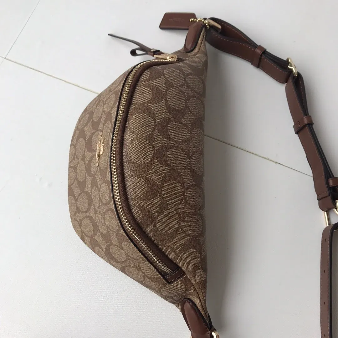 Coach 女士 經典Logo腰包 胸包 休閒腰包款