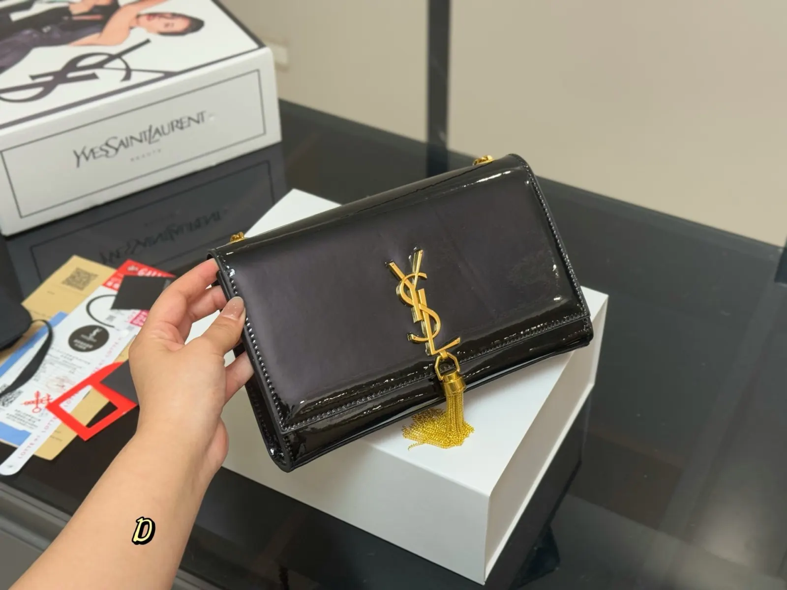 YSL 牛皮 woc信封包 牛 腋下包 复古腋下背款