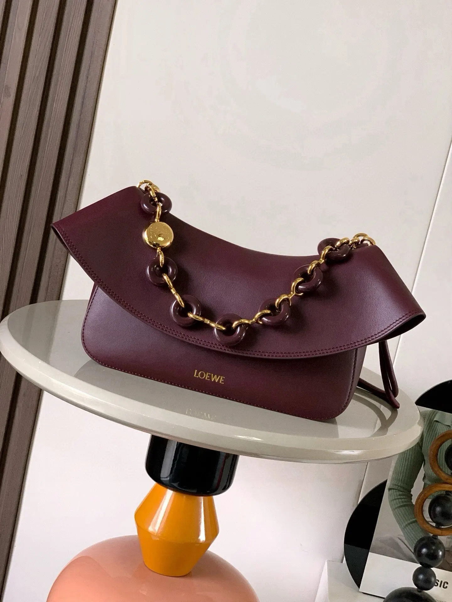 Chain Bag Lightweight Leather