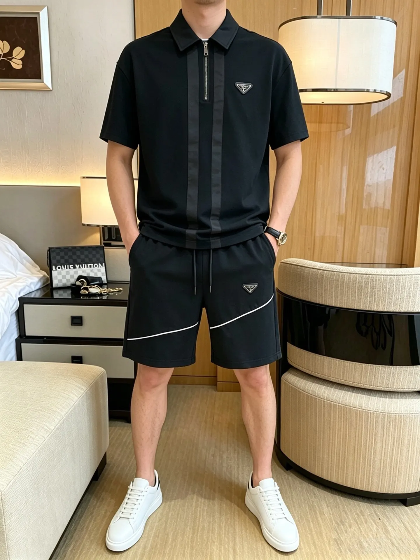 Prada T-Shirt Casual Versatile