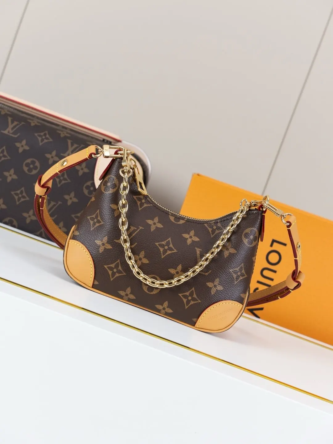 Monogram Chain Bag Leather