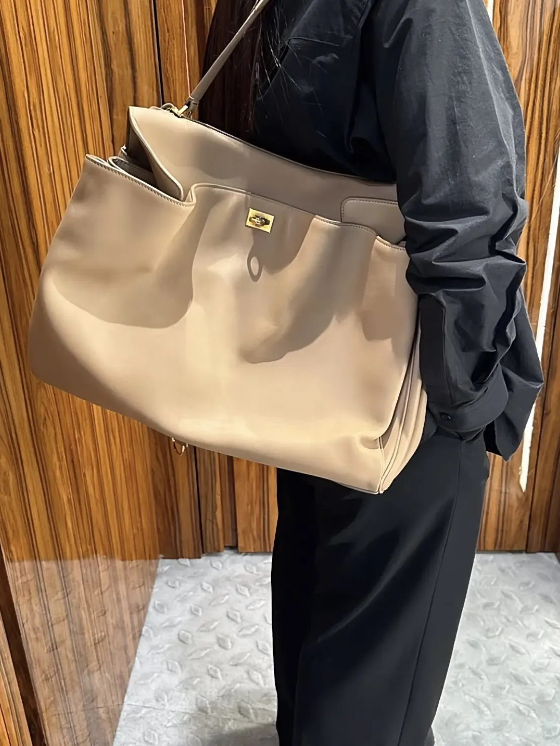 Balenciaga Rodeo 腋下包 簡約腋下款