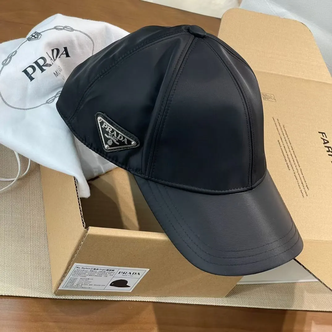 PRADA Re-Nylon尼龍 Logo 帽子 精致搭配款