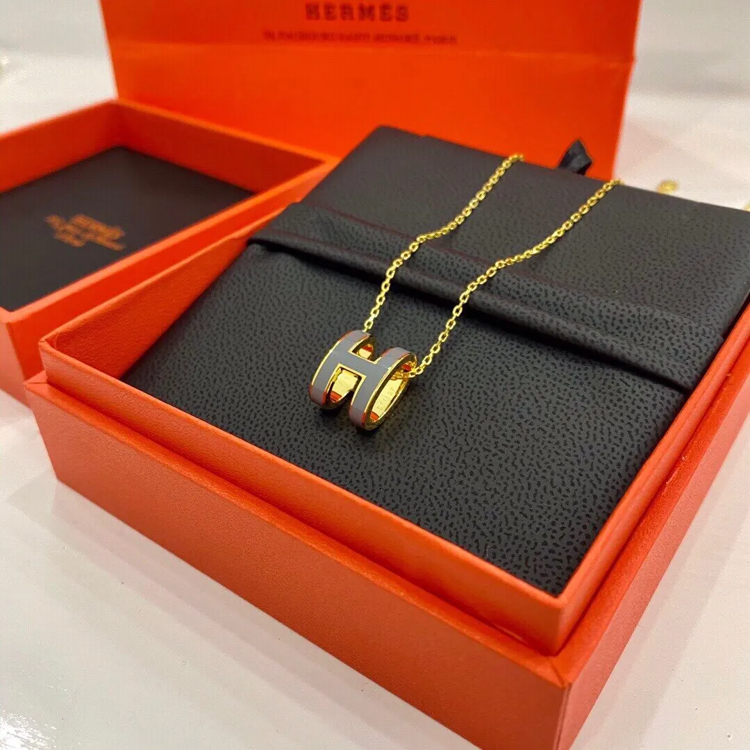 Hermes 灰色 首饰 精致配飾款