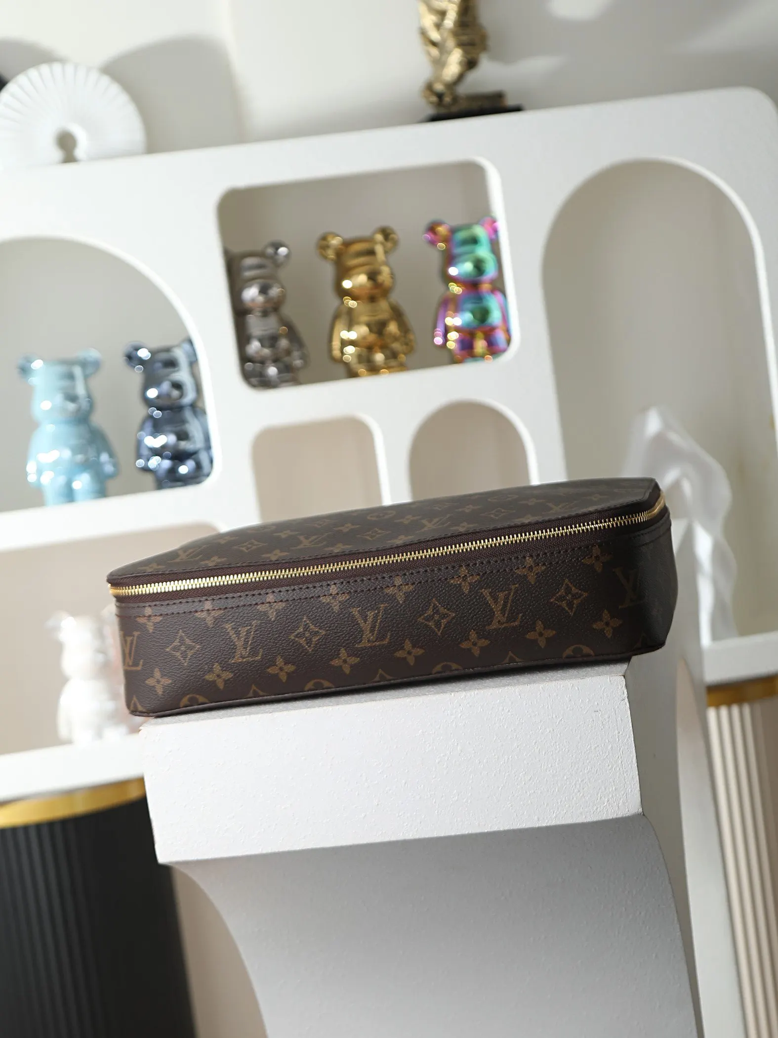 Louis Vuitton Monogram Suitcase Travel Lightweight Leather