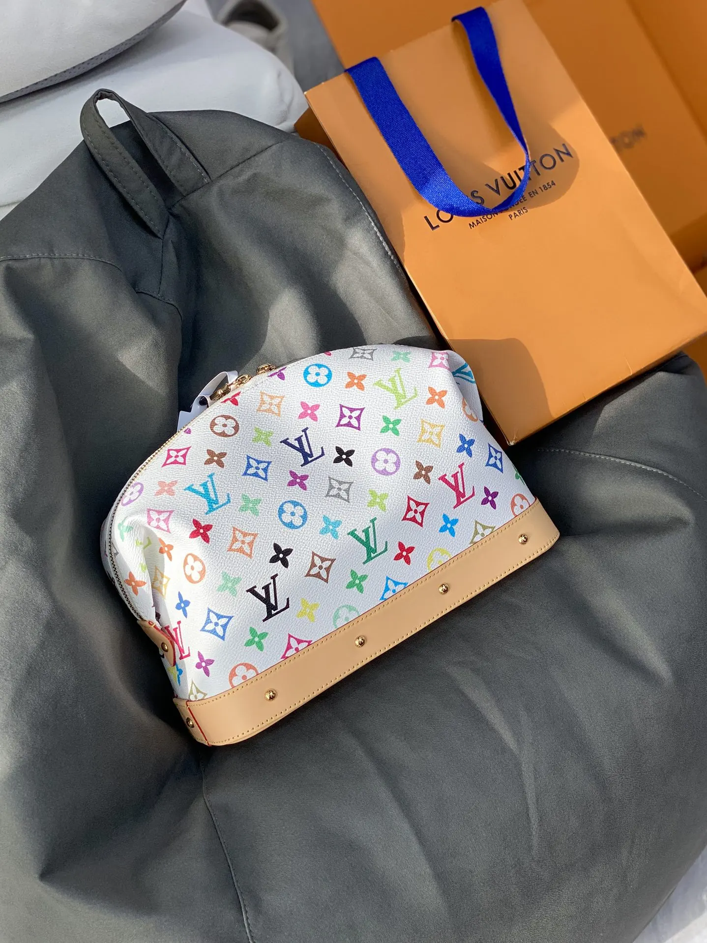 牛皮 白彩 化妝包 便携收納款
