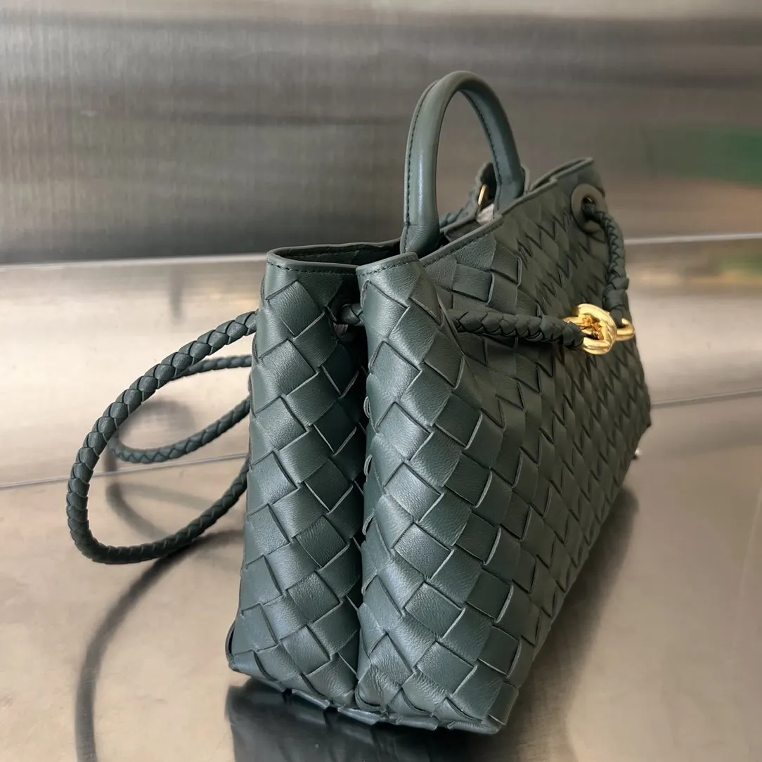 Bottega Veneta 金色 羊皮 斜挎包 轻便斜挎款