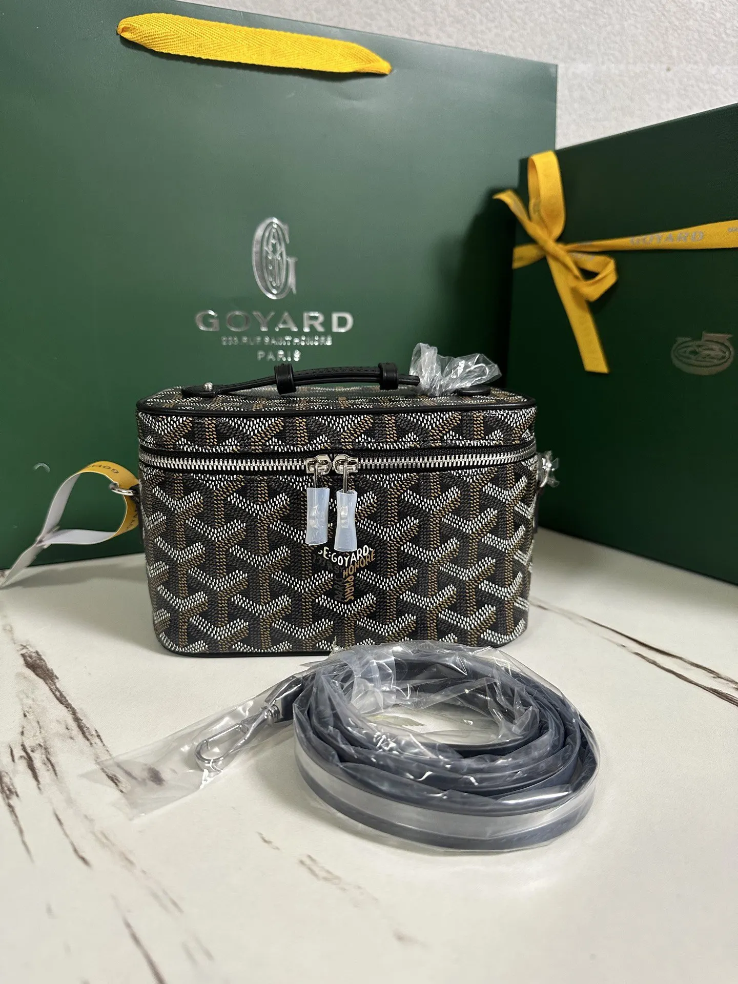 Goyard 黃色 小牛皮 化妝包 便携收納款