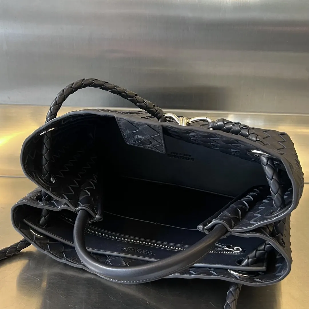 Bottega Veneta 金色 羊皮 斜背包 輕便斜挎款